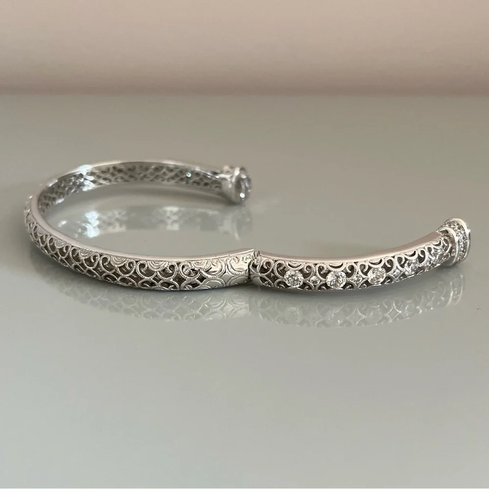 Tacori 925 Sterling Silver CZ Hinged Bracelet - Picture 8 of 12